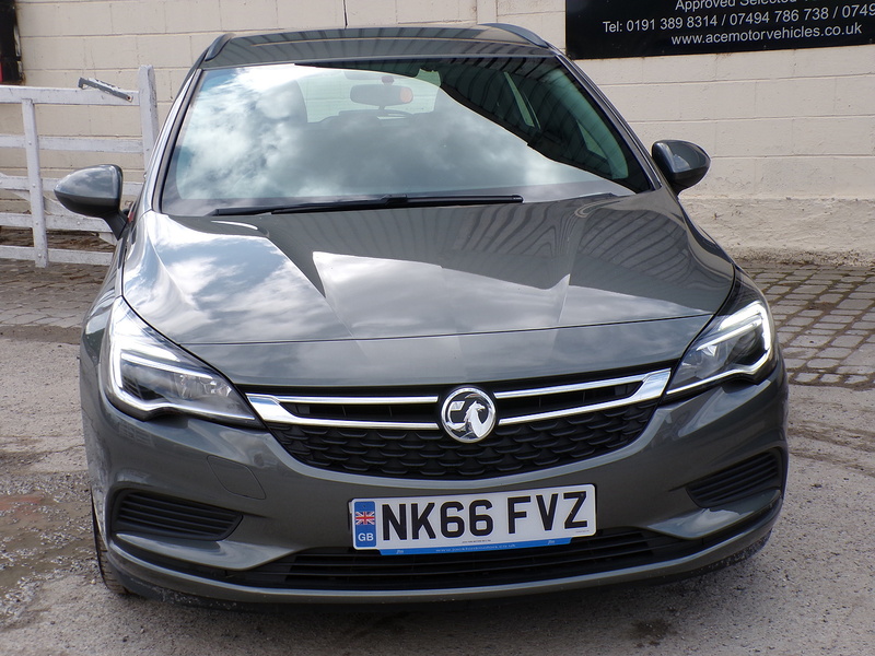 Vauxhall Astra CDTi ecoFLEX Design - U2094