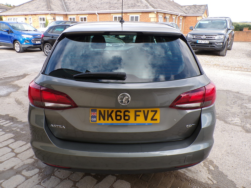 Vauxhall Astra CDTi ecoFLEX Design - U2094