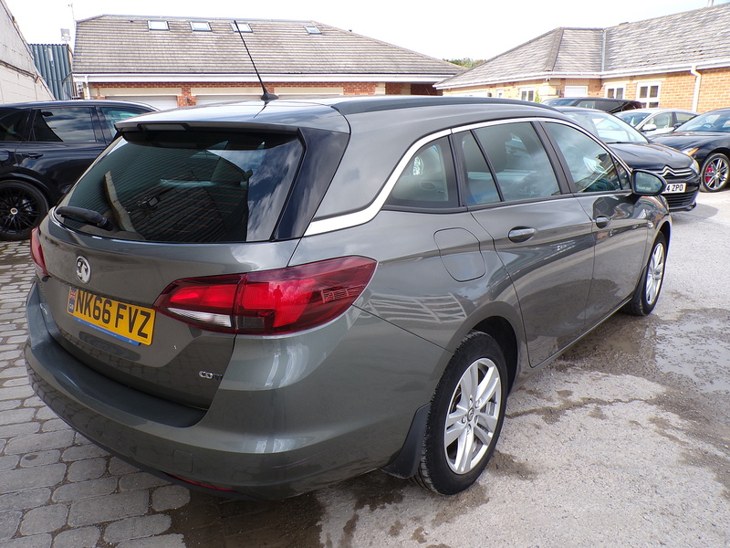 Vauxhall Astra CDTi ecoFLEX Design - U2094