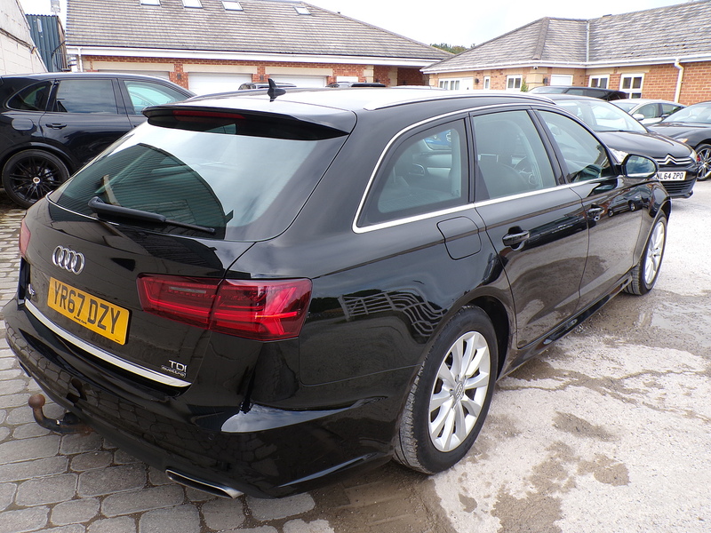 Audi A6 Avant TDI SE Executive - U2096
