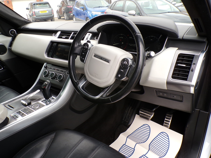 Land Rover Range Rover Sport SD V6 Autobiography Dynamic - U2099