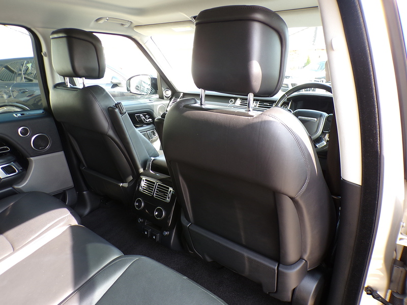 Land Rover Range Rover TD V6 Vogue - U2100