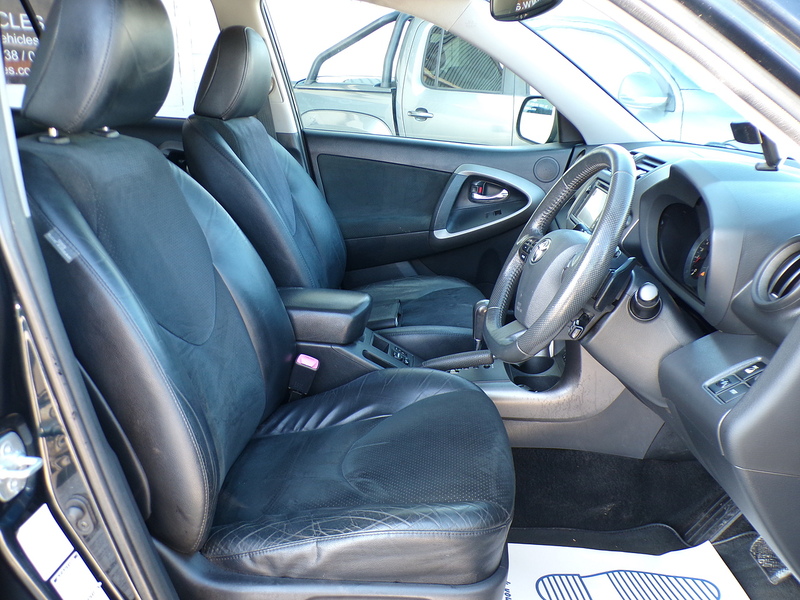 Toyota RAV4 D-CAT SR - U2103
