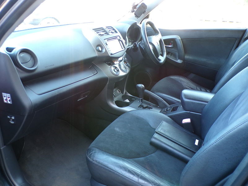 Toyota RAV4 D-CAT SR - U2103