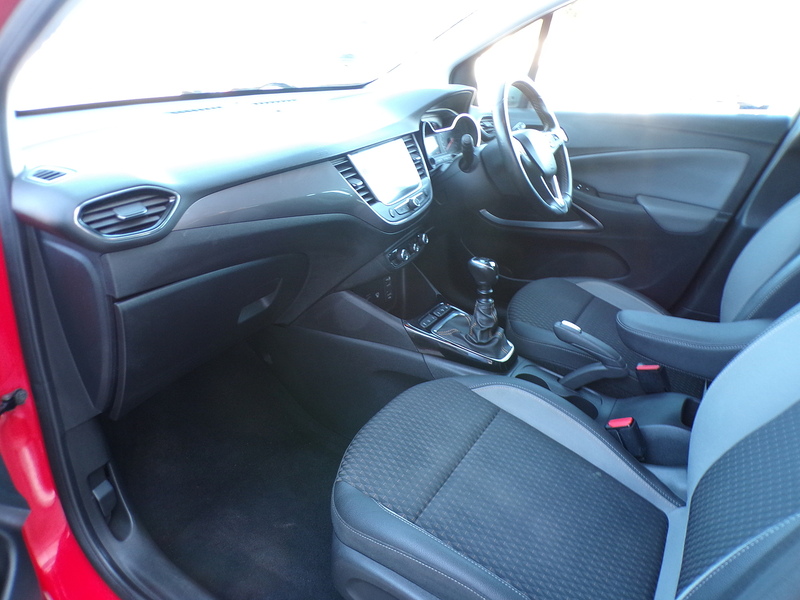 Vauxhall Crossland X Turbo Ultimate - U2104