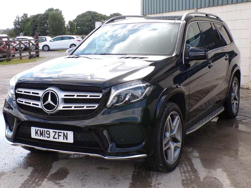 Mercedes-Benz GLS GLS350d V6 AMG Line - U2109
