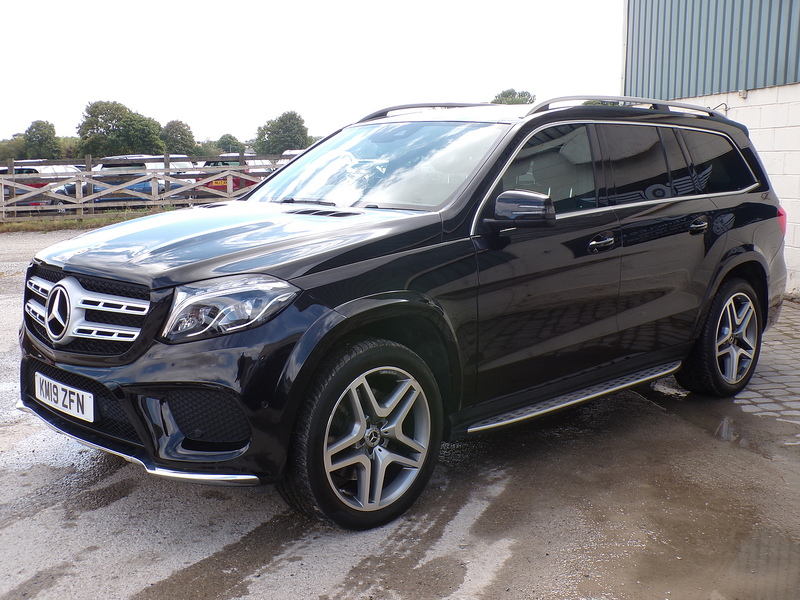 Mercedes-Benz GLS GLS350d V6 AMG Line - U2109