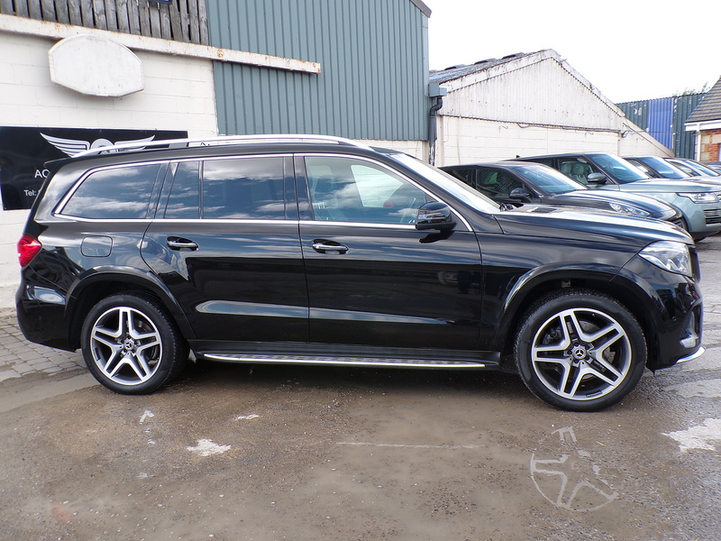 Mercedes-Benz GLS GLS350d V6 AMG Line - U2109