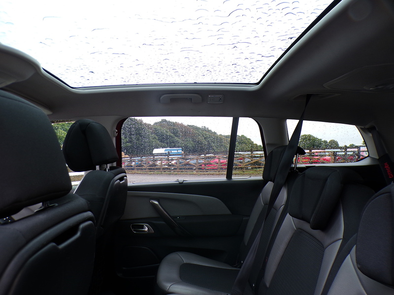 Citroen Grand C4 Picasso e-HDi Exclusive+ - U2111