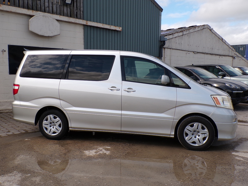 Toyota ALPHARD  - U2112
