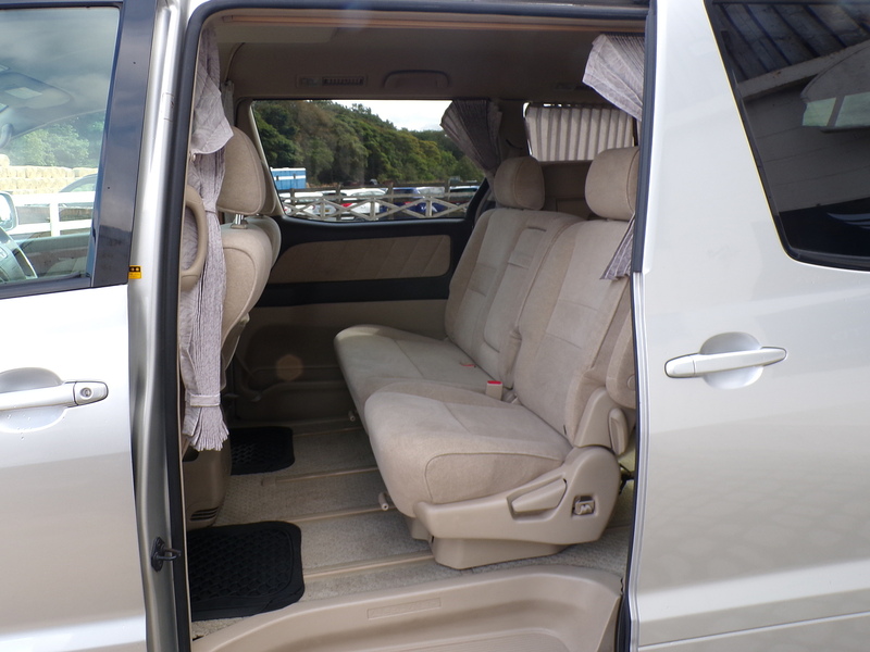 Toyota ALPHARD  - U2112