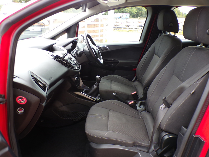 Ford B-Max Zetec - U2113