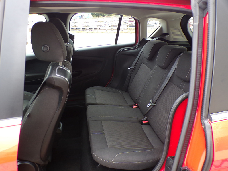 Ford B-Max Zetec - U2113