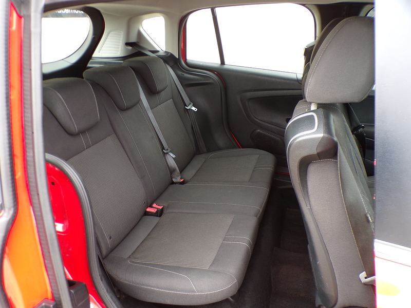 Ford B-Max Zetec - U2113
