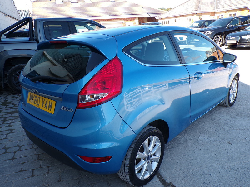 Ford Fiesta Zetec - U2116