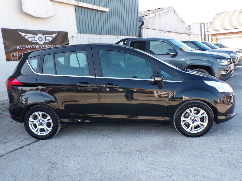 Ford B-Max TDCi Zetec - U2117