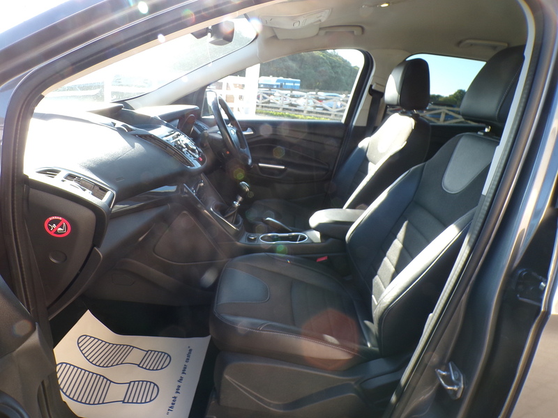 Ford Kuga TDCi Titanium - U2119