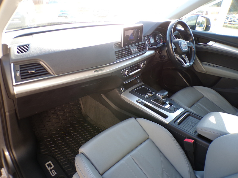 Audi Q5 TDI Sport - U2120