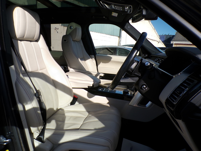 Land Rover Range Rover SD V8 Vogue SE - U2122