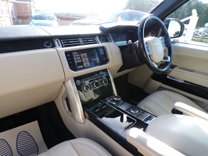 Land Rover Range Rover SD V8 Vogue SE - U2122