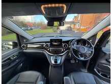 Mercedes-Benz V-Class V 220 D Amg Line L
