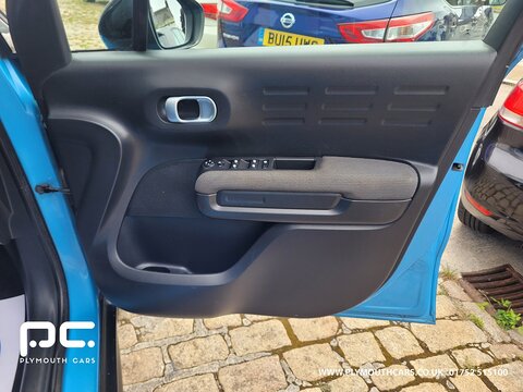 1.2 PureTech Flair SUV 5dr Petrol Manual 6 Spd Euro 6 (s/s) (110 ps)