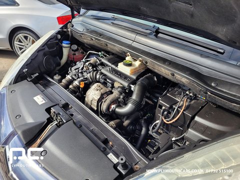 1.6 HDi VTR+ MPV 5dr Diesel EGS6 Euro 4 (110 ps)