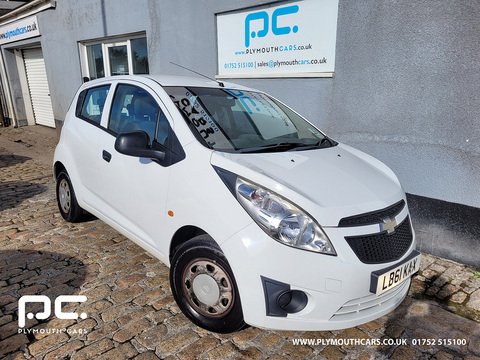 1.0i + Hatchback 5dr Petrol Manual Euro 5 (No a/c) (68 ps)