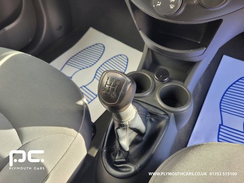 1.0i + Hatchback 5dr Petrol Manual Euro 5 (No a/c) (68 ps)