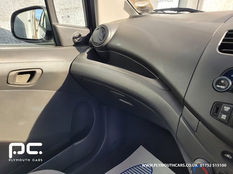 1.0i + Hatchback 5dr Petrol Manual Euro 5 (No a/c) (68 ps)