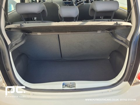 1.0i + Hatchback 5dr Petrol Manual Euro 5 (No a/c) (68 ps)