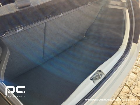 1.0i + Hatchback 5dr Petrol Manual Euro 5 (No a/c) (68 ps)