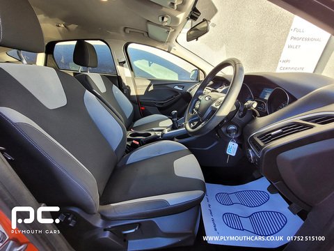 1.6 Zetec Hatchback 5dr Petrol Manual Euro 5 (125 ps)