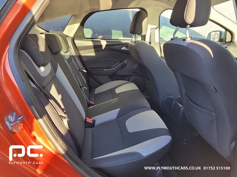 1.6 Zetec Hatchback 5dr Petrol Manual Euro 5 (125 ps)