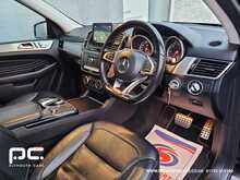 Mercedes-Benz GLE GLE350d V6 AMG Line