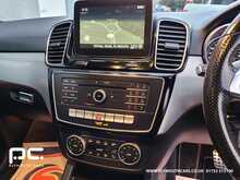 Mercedes-Benz GLE GLE350d V6 AMG Line