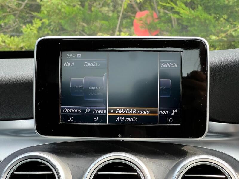 MERCEDES-BENZ C-CLASS 2.1 C220 D AMG LINE PREMIUM 4d 170 BHP FULL SERVICE HISTORY|PANORAMIC ROOF - U10000