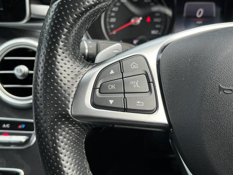 MERCEDES-BENZ C-CLASS 2.1 C220 D AMG LINE PREMIUM 4d 170 BHP FULL SERVICE HISTORY|PANORAMIC ROOF - U10000