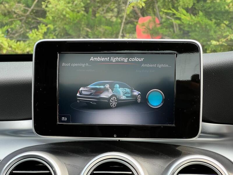 MERCEDES-BENZ C-CLASS 2.1 C220 D AMG LINE PREMIUM 4d 170 BHP FULL SERVICE HISTORY|PANORAMIC ROOF - U10000