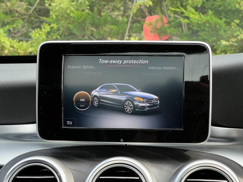 MERCEDES-BENZ C-CLASS 2.1 C220 D AMG LINE PREMIUM 4d 170 BHP FULL SERVICE HISTORY|PANORAMIC ROOF - U10000