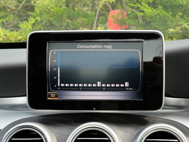 MERCEDES-BENZ C-CLASS 2.1 C220 D AMG LINE PREMIUM 4d 170 BHP FULL SERVICE HISTORY|PANORAMIC ROOF - U10000