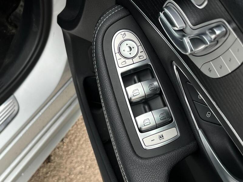 MERCEDES-BENZ C-CLASS 2.1 C220 D AMG LINE PREMIUM 4d 170 BHP FULL SERVICE HISTORY|PANORAMIC ROOF - U10000