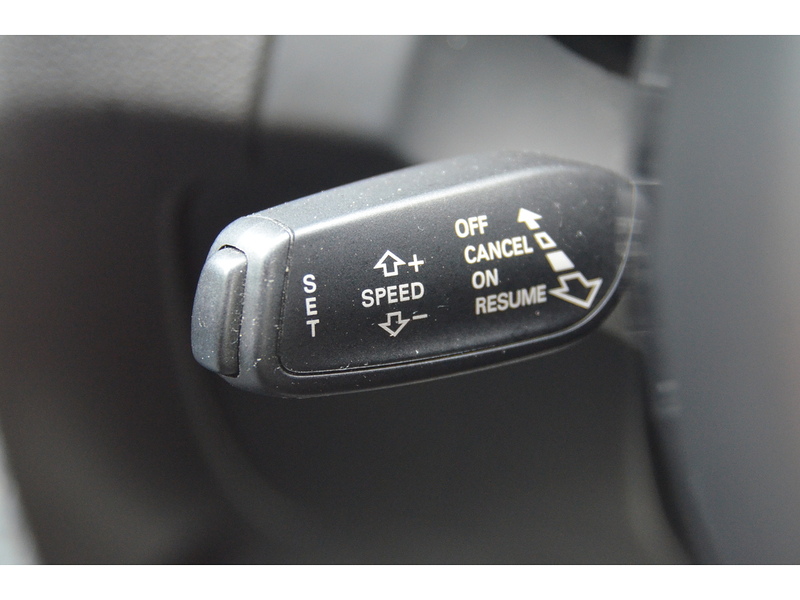 Audi Q5 TDI S line Plus - U10020