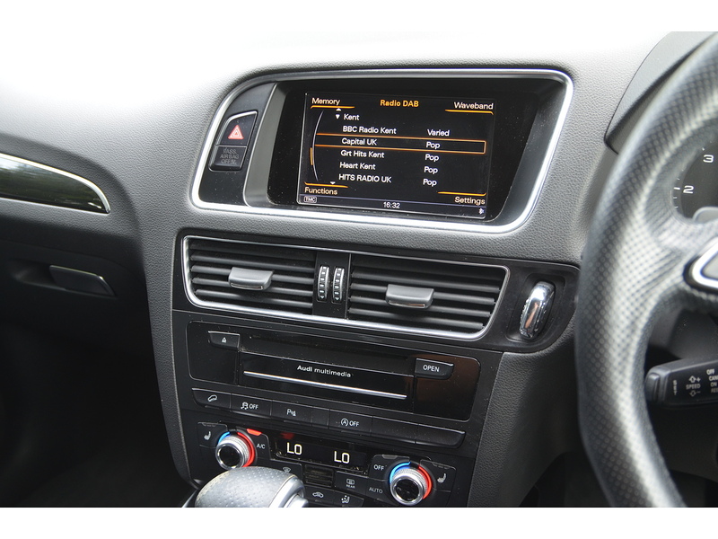 Audi Q5 TDI S line Plus - U10020