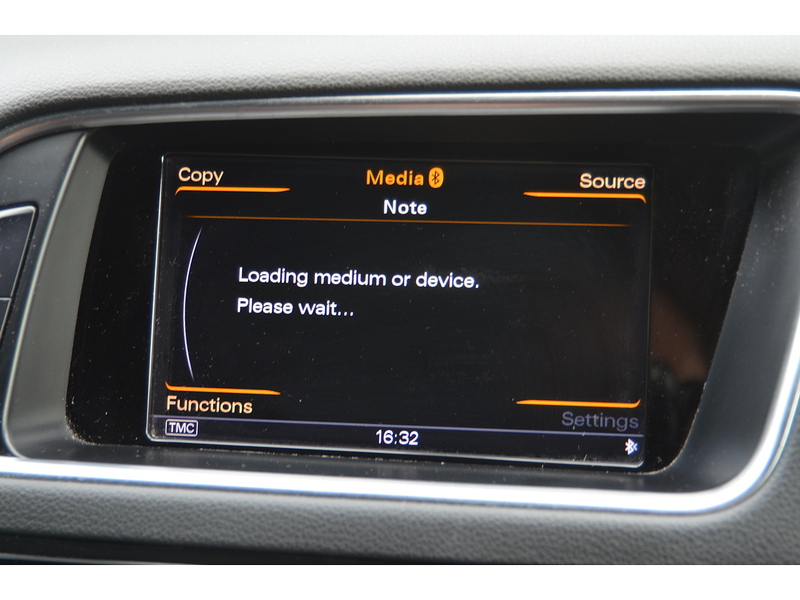 Audi Q5 TDI S line Plus - U10020