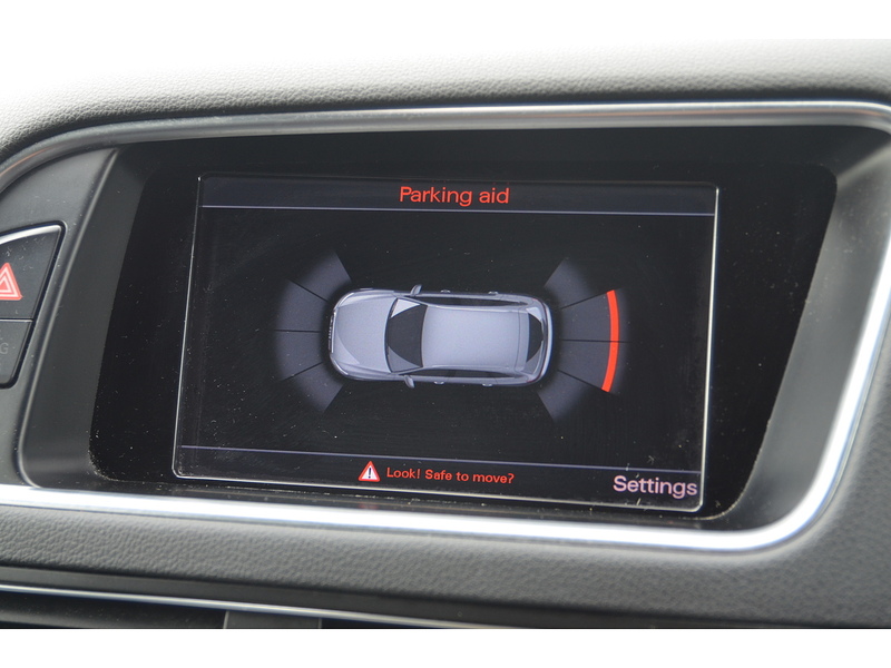 Audi Q5 TDI S line Plus - U10020