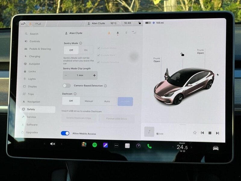Tesla Model 3 Standard Range Plus - U10046