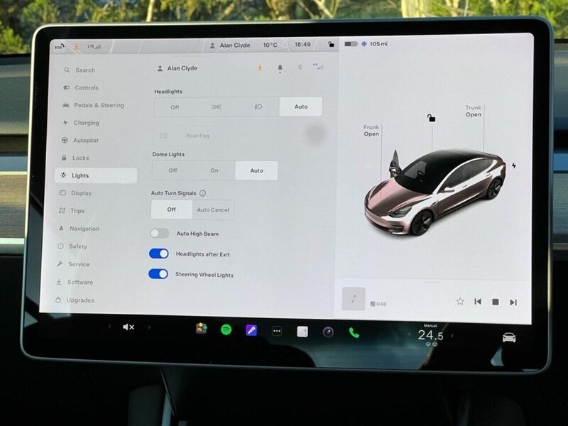 Tesla Model 3 Standard Range Plus - U10046