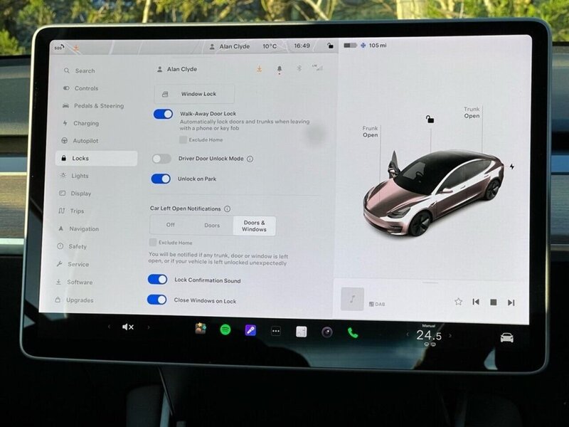 Tesla Model 3 Standard Range Plus - U10046