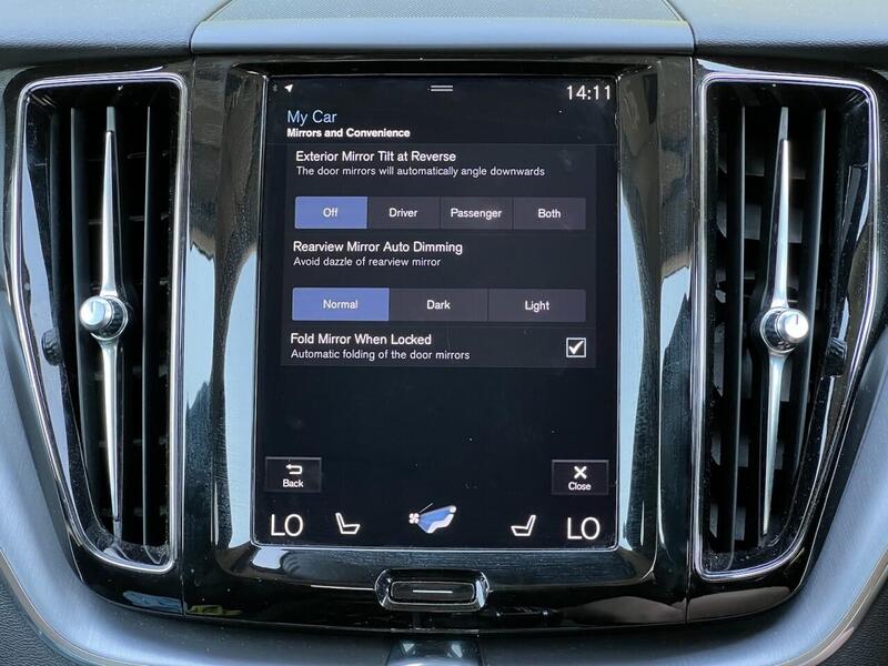 VOLVO XC60 2.0 D4 MOMENTUM PRO 5d 188 BHP FULL SERVICE HISTORY|R/CAM|PRIVACY Estate Automatic Diesel - U10063